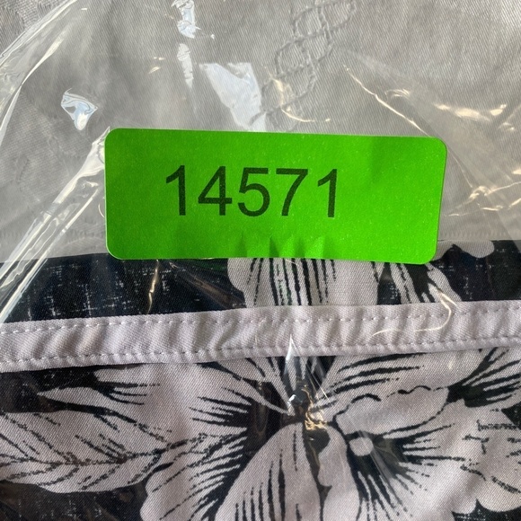 Old Navy Green Flowers Men's Board Shorts Size 28 Swim Surf - Picture 11 of 11